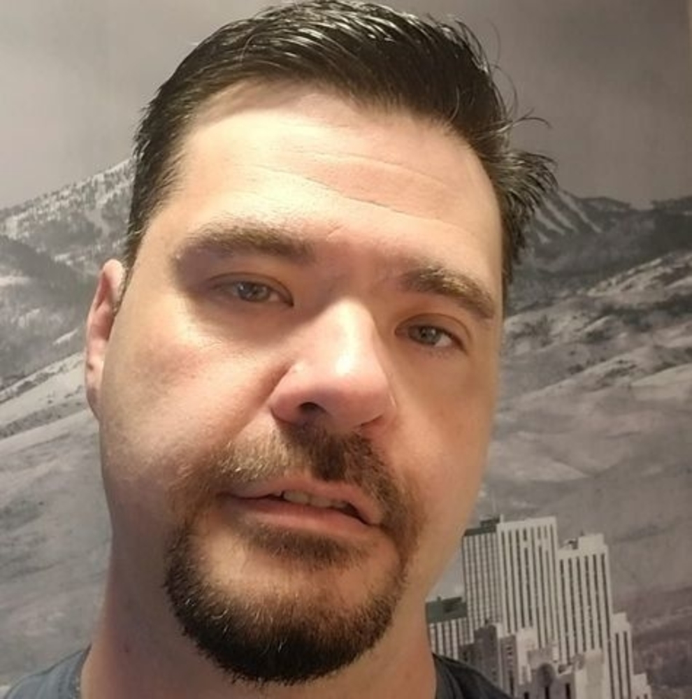 Meet your Posher, Bryon